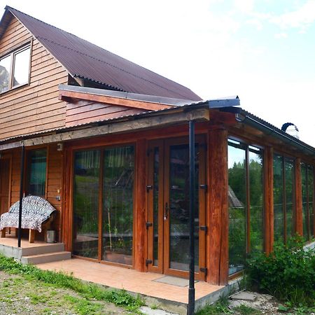 Gostynnyi Dvir U Marichky Hotel Mezőhát Kültér fotó