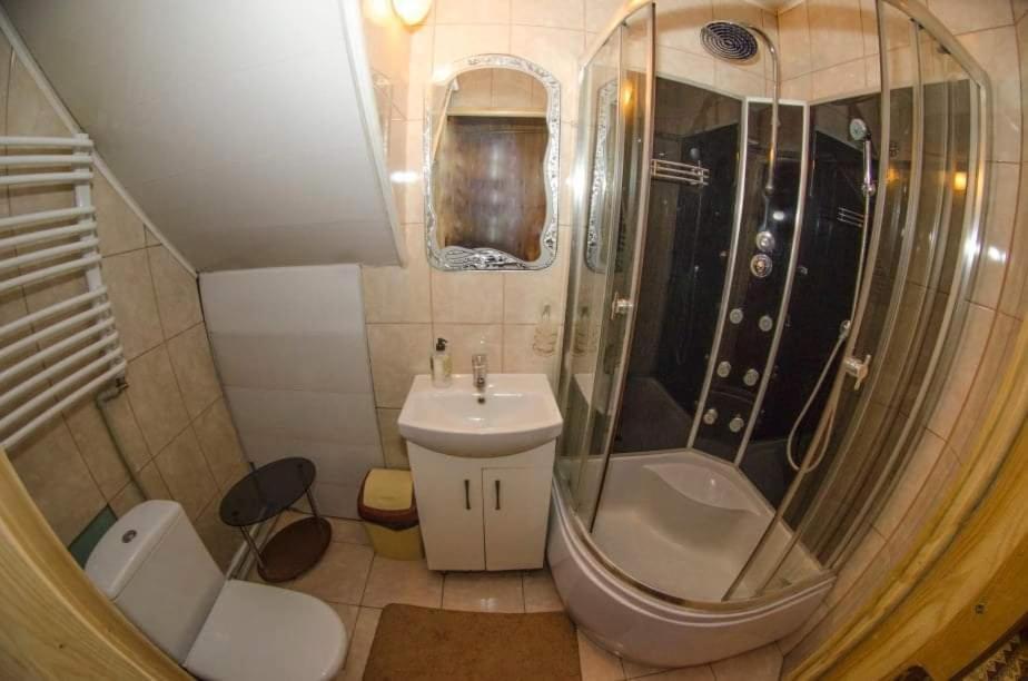 Gostynnyi Dvir U Marichky Hotel Mezőhát Kültér fotó