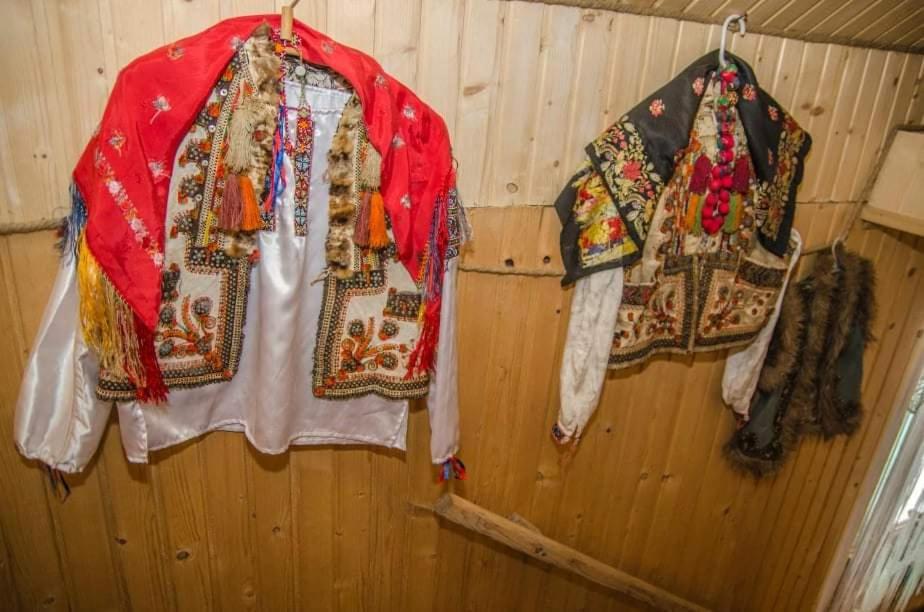 Gostynnyi Dvir U Marichky Hotel Mezőhát Kültér fotó