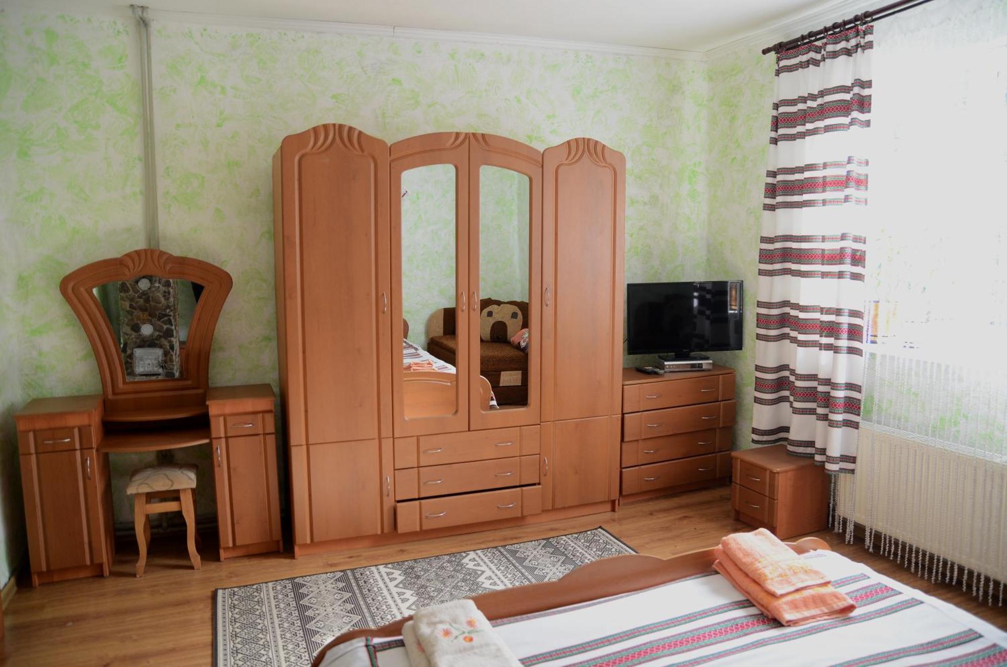Gostynnyi Dvir U Marichky Hotel Mezőhát Kültér fotó