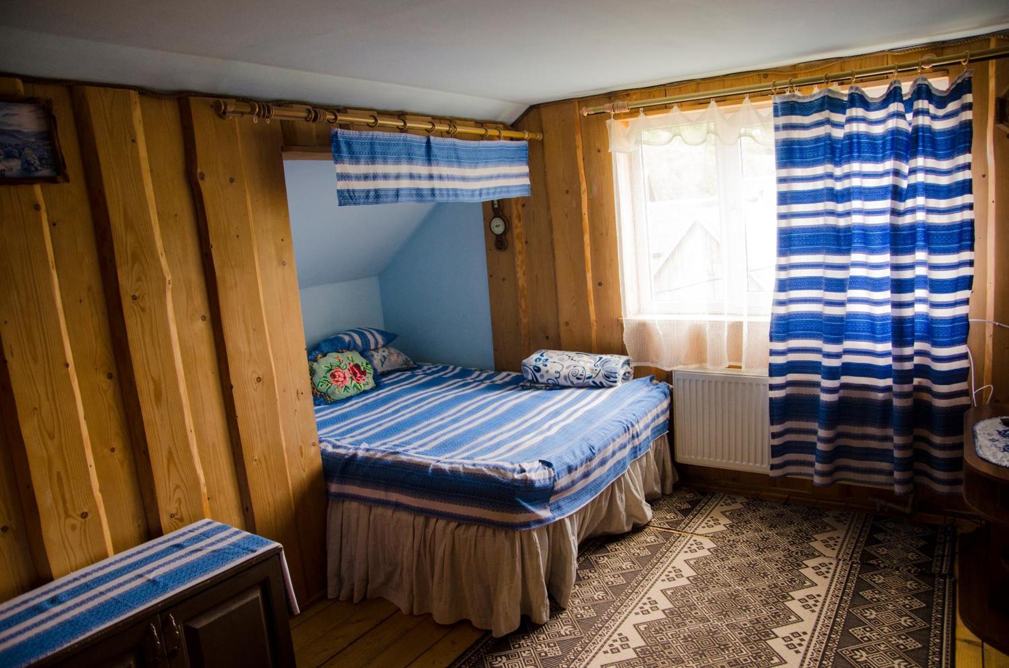 Gostynnyi Dvir U Marichky Hotel Mezőhát Kültér fotó