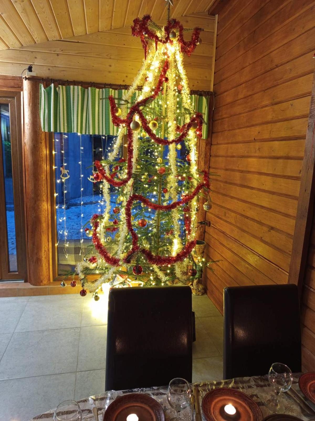 Gostynnyi Dvir U Marichky Hotel Mezőhát Kültér fotó
